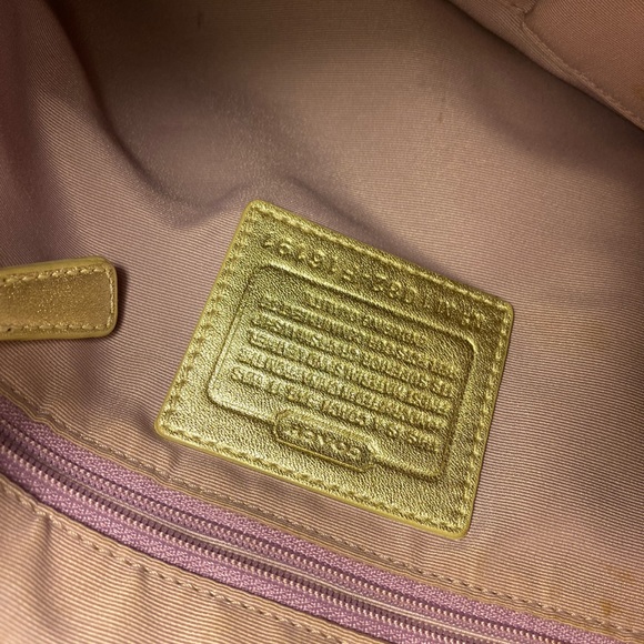 Coach Tote Bag - Picture 5 of 5